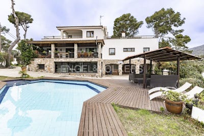/international/es/castelldefels-catalonia-310100637452/