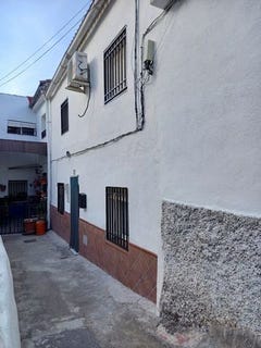 /international/es/iznalloz-iznalloz-andalusia-120087315169/