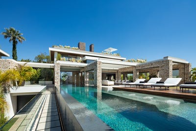 /international/es/plaza-de-la-victoria-1-marbella-andalusia-310109077607/?lang=it