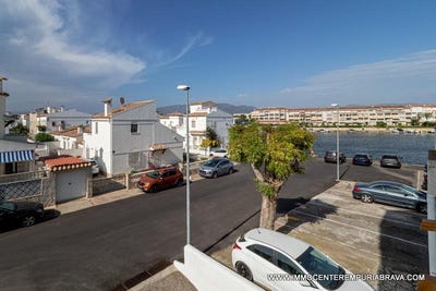 /international/es/empuriabrava-catalonia-120086748206/