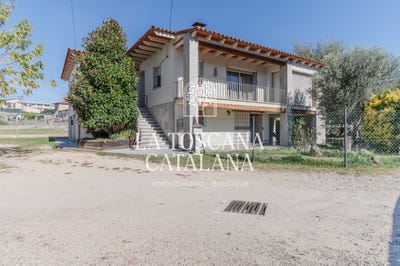 /international/es/carrer-costa-brava-caldes-de-malavella-catalonia-310103447535/