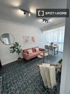 /international/es/seville-andalusia-310108669756/