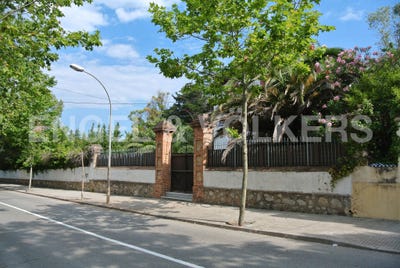 /international/es/begues-catalonia-310095252310/