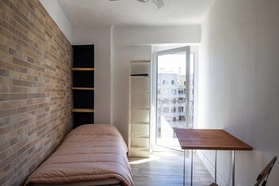 /international/es/carrer-de-la-serradora-valencia-valencian-community-310093843191/