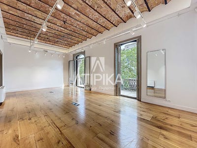 /international/es/eixample-la-dreta-de-l-eixample-barcelona-catalonia-310101948522/