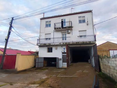 /international/es/travesia-del-arco-sahagun-castile-and-leon-310107469833/