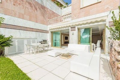 /international/es/puerto-banus-marbella-valencian-community-120002766378/?lang=id