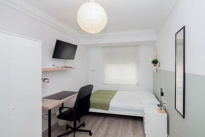 /international/es/carrer-de-josep-benlliure-valencia-valencian-community-310096970321/?lang=en