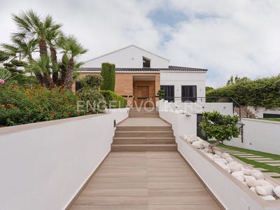 /international/es/betera-valencian-community-310100788237/?lang=zh-tw