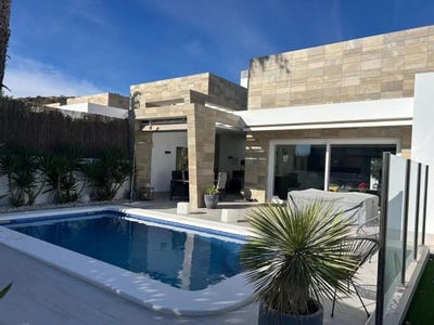 /international/es/algorfa-valencian-community-310108265521/