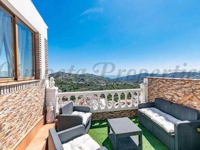 /international/es/competa-andalusia-310108972781/