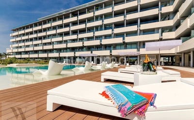 /international/es/ibiza-balearic-islands-120095971002/
