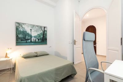 /international/es/carrer-martinez-cubells-valencia-valencian-community-310108895124/