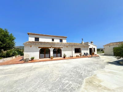 /international/es/moraira-valencian-community-310101375069/?lang=en