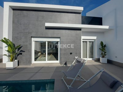 /international/es/torre-pacheco-roldan-murcia-region-of-murcia-310108516827/