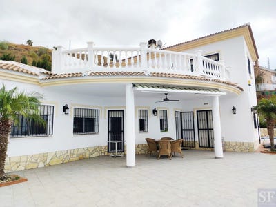 /international/es/algarrobo-andalusia-310103462597/
