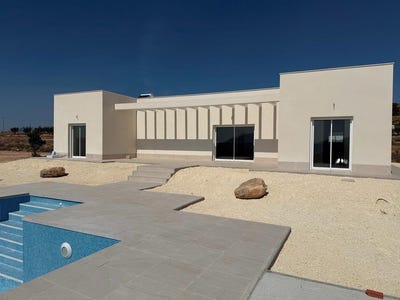 /international/es/camino-del-prado-a-pinoso-valencian-community-310108699573/