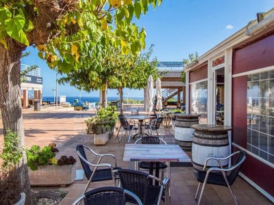 /international/es/es-mercadal-balearic-islands-310108760197/