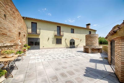 /international/es/castello-d-empuries-catalonia-310102015546/