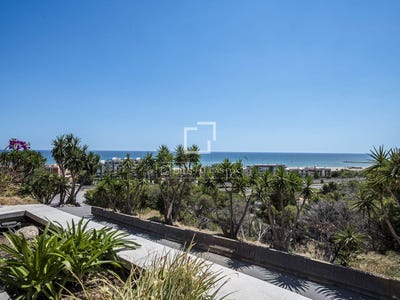 /international/es/les-botigues-de-sitges-catalonia-310108526832/