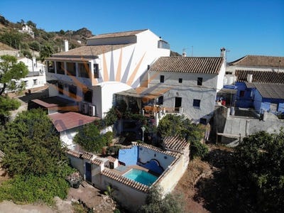/international/es/comares-andalusia-310105970858/