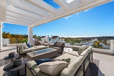 /international/es/marbella-nueva-andalucia-malaga-spain-marbella-andalusia-310109079583/?lang=de