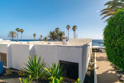 /international/es/playa-blanca-canary-islands-310108939297/