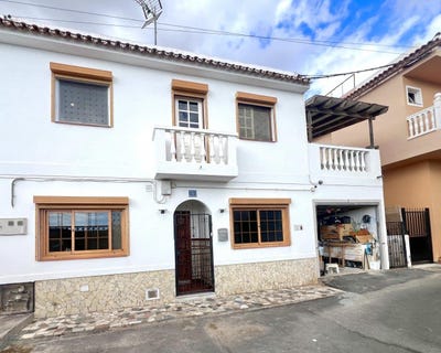 /international/es/buzanada-canary-islands-120095697713/