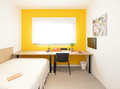 /international/es/plaza-la-marina-espanola-sevilla-andalusia-310105909006/