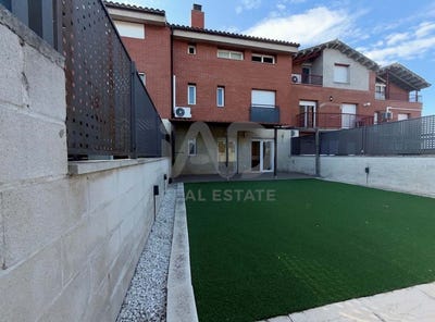 /international/es/carrer-de-valenti-almirall-balaguer-catalonia-310108728809/