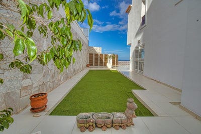 /international/es/costa-adeje-canary-islands-310100855665/