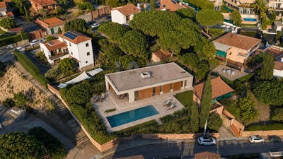 /international/es/carrer-del-doctor-torras-i-bages-premia-de-dalt-catalonia-310108003882/