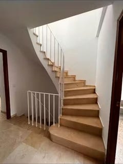 /international/es/calle-amador-de-los-rios-sevilla-andalusia-310093840737/