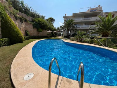/international/es/carrer-gran-via-eivissa-16-07180-calvia-illes-balears-spain-calvia-balearic-islands-310102111847/
