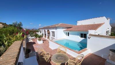 /international/es/malaga-andalusia-310097870074/