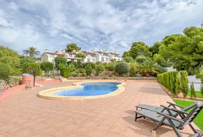 /international/es/moraira-valencian-community-310108838629/