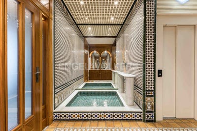 /international/es/esplugues-de-llobregat-catalonia-310100641990/