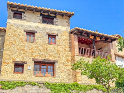 /international/es/barrio-los-cubos-rubielos-de-mora-aragon-310109075280/