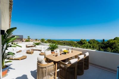 /international/es/marbella-marbella-golden-mile-malaga-spain-marbella-valencian-community-310109520542/