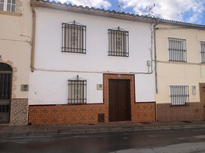 /international/es/cuevas-bajas-andalusia-310100435943/