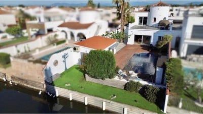 /international/es/empuriabrava-catalonia-310101279280/?lang=es