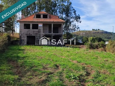 /international/es/santa-comba-galicia-310105743848/