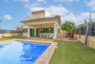 /international/es/porreres-balearic-islands-310108291429/