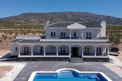 /international/es/pinoso-valencian-community-310108900758/