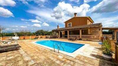 /international/es/210-lugar-poligono-18-sencelles-balearic-islands-310101730891/