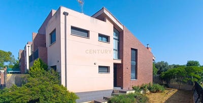 /international/es/yebes-castile-la-mancha-310100435971/