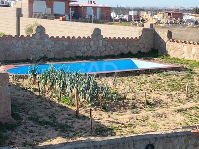 /international/es/urbanizacion-las-albercanas-calvarrasa-de-arriba-castile-and-leon-310108420925/