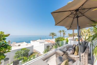 /international/es/marbella-marbella-golden-mile-malaga-spain-marbella-andalusia-310108861469/
