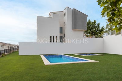 /international/es/benaguasil-valencian-community-310101415015/