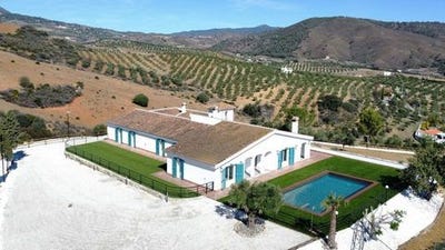 /international/es/casarabonela-andalusia-310109079836/